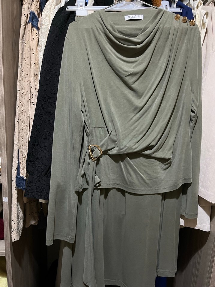 Mint yeşili şık etekli takım - Görsel 4