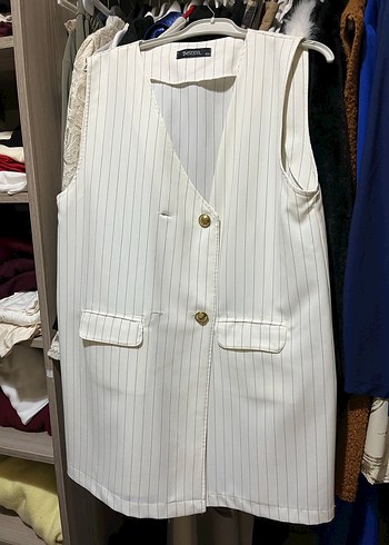 Çizgili Beyaz Kemerli Kadın Yelek - Görsel 5