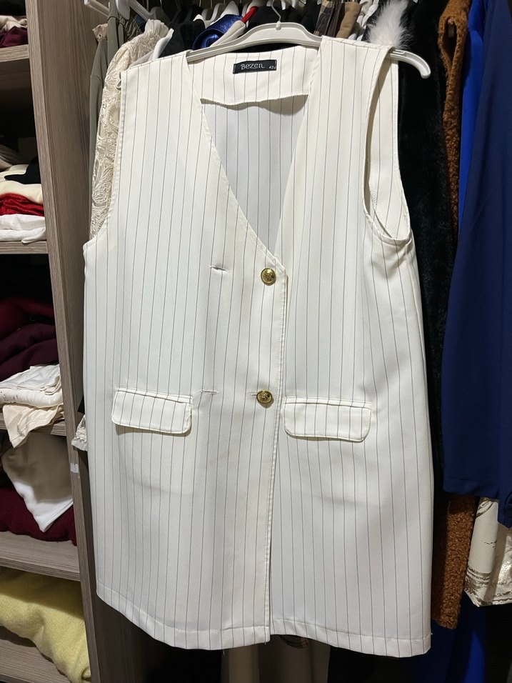 Çizgili Beyaz Kemerli Kadın Yelek - Görsel 5