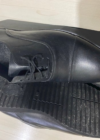 SADECE BİR DÜĞÜNDE GİYİLMİŞ TAKIM AYAKKABISI - Görsel 3