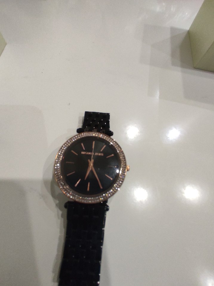 Klasik Siyah Kadın Kol Saati - Görsel 4