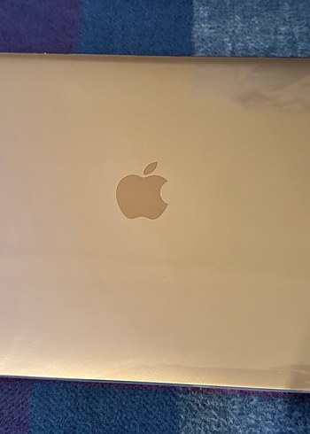 Gold Renkli Laptop - Görsel 2