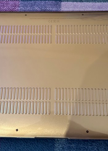 Gold Renkli Laptop - Görsel 3