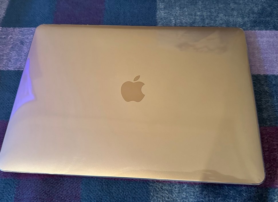 Gold Renkli Laptop - Görsel 2