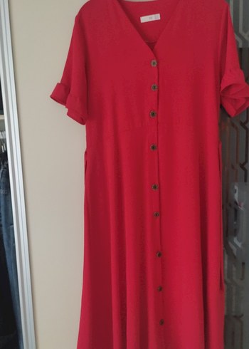 Kırmızı Midi Düğmeli V Yaka Kadın Elbise - Görsel 2