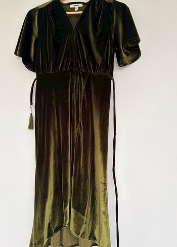 Kadife V Yaka Kuşaklı elbise - Görsel 4