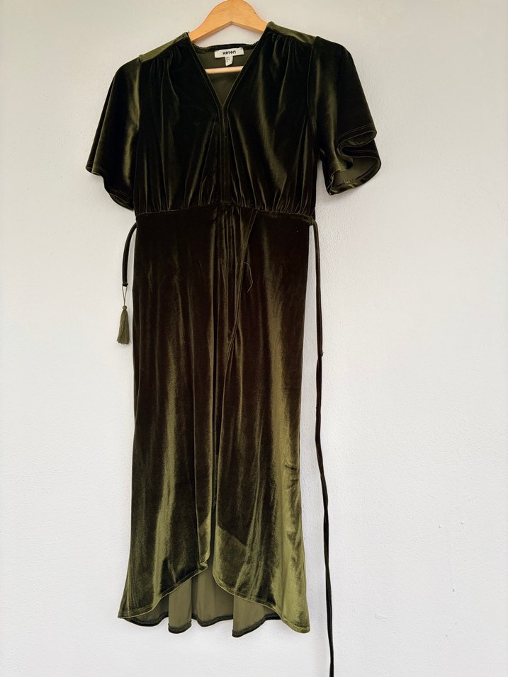 Kadife V Yaka Kuşaklı elbise - Görsel 3