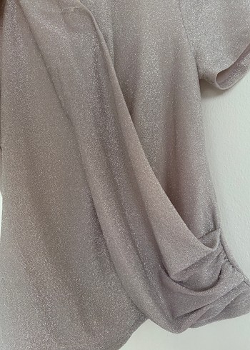 Simli Kısa Kollu V Yaka Bluz - Görsel 6