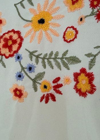 Nakışlı Beyaz Bohem Uzun Kollu Bluz - Görsel 4