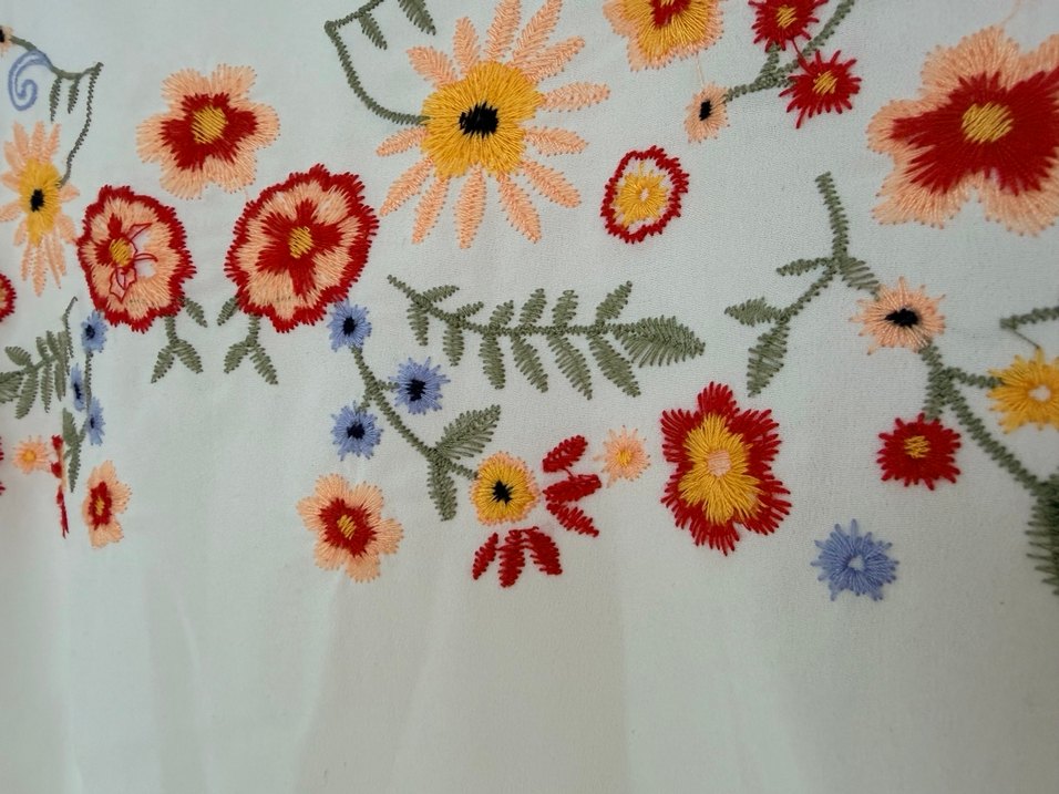 Nakışlı Beyaz Bohem Uzun Kollu Bluz - Görsel 4