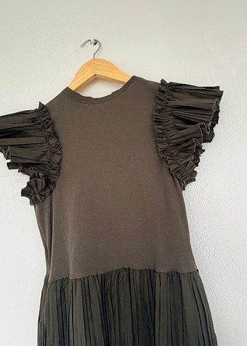 Pileli Uzun Keten Elbise - Görsel 3