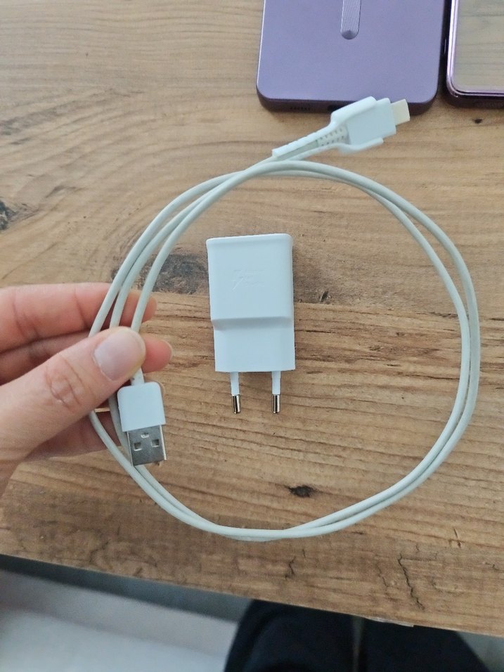 Samsung S20 Fe 8/256 GB 4G Snapdragon Tr Cihaz - Görsel 2