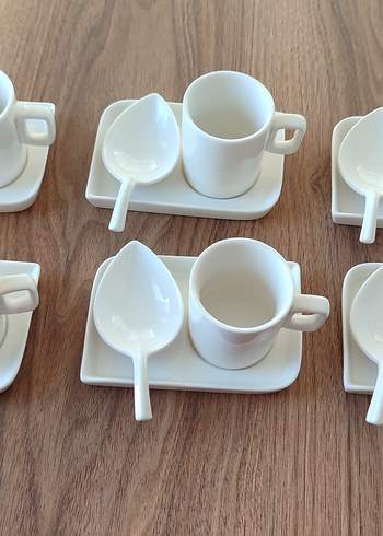 Beyaz Seramik Kahve Fincanı Seti - Görsel 3