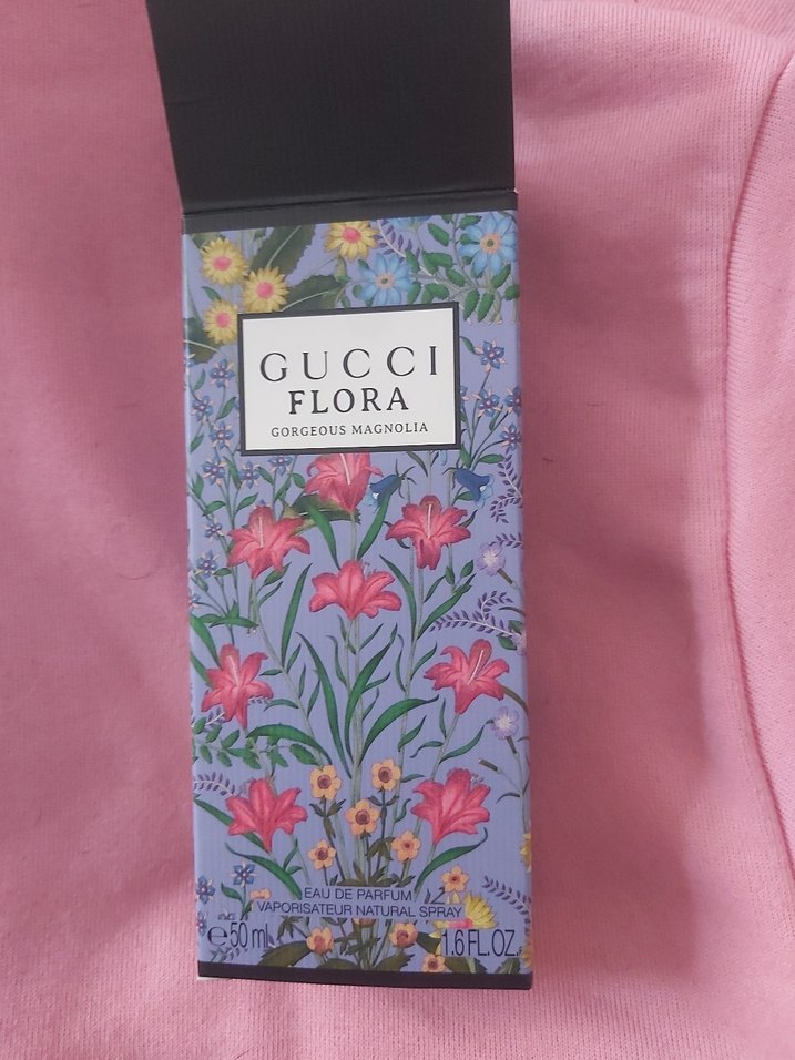 Gucci Flora orijinal 50ml Kadın Parfümü - Görsel 4