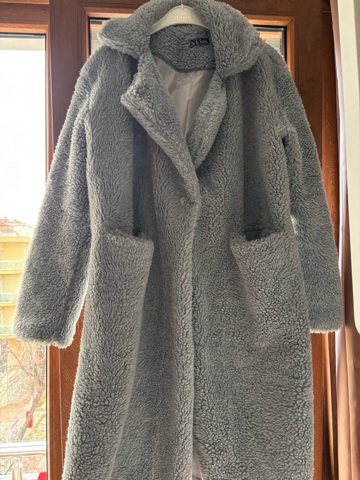 Gri Uzun Peluş Kadın Kaban - Görsel 2