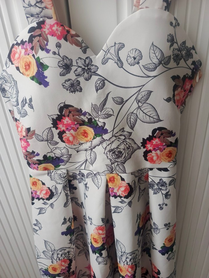 Çiçek Desenli V Yaka Midi Elbise - Görsel 2