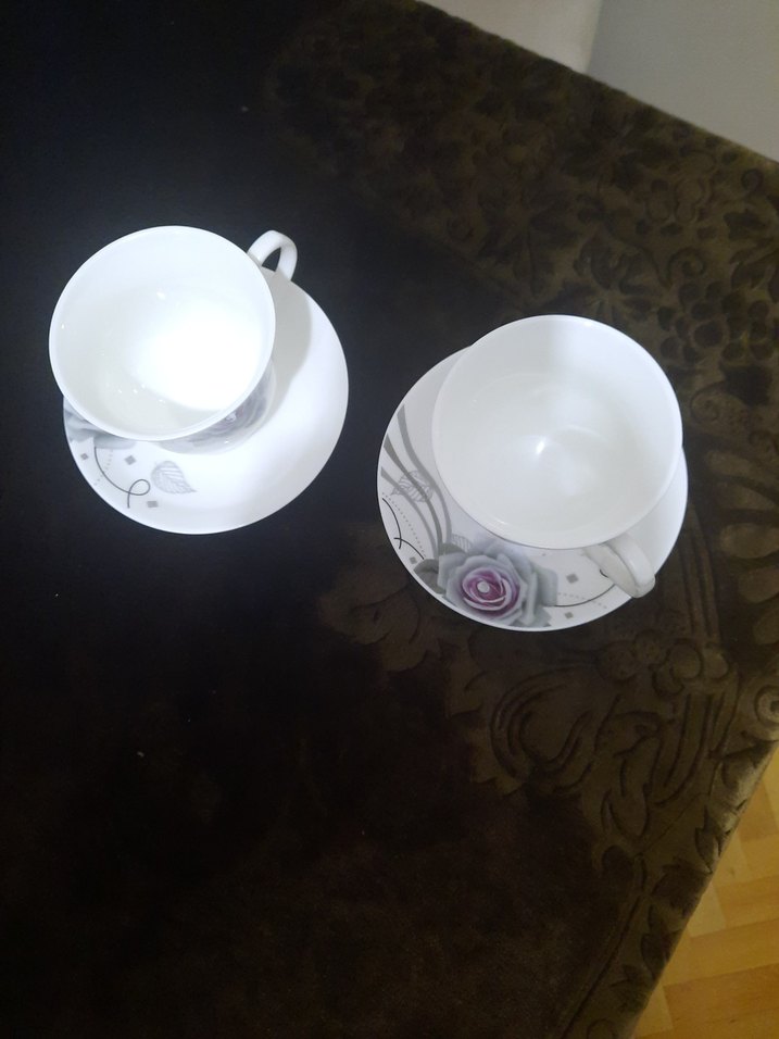 Beyaz Gri Gül Desenli Porselen Fincan Takımı - Görsel 5