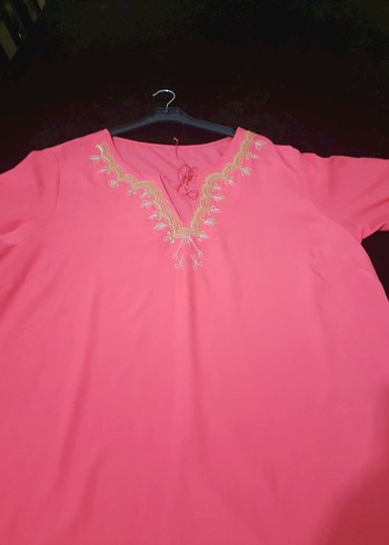 Pembe İşlemeli V Yakalı Uzun büyük beden bulüz - Görsel 5