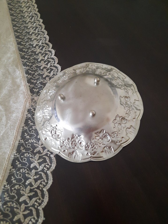 Parlak gümüş görünümlü Tabak - Görsel 3