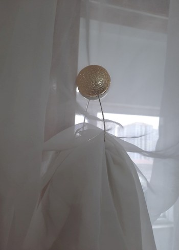 Altın Renkli Nakışlı Perde Bağlama Aparatı - Görsel 3