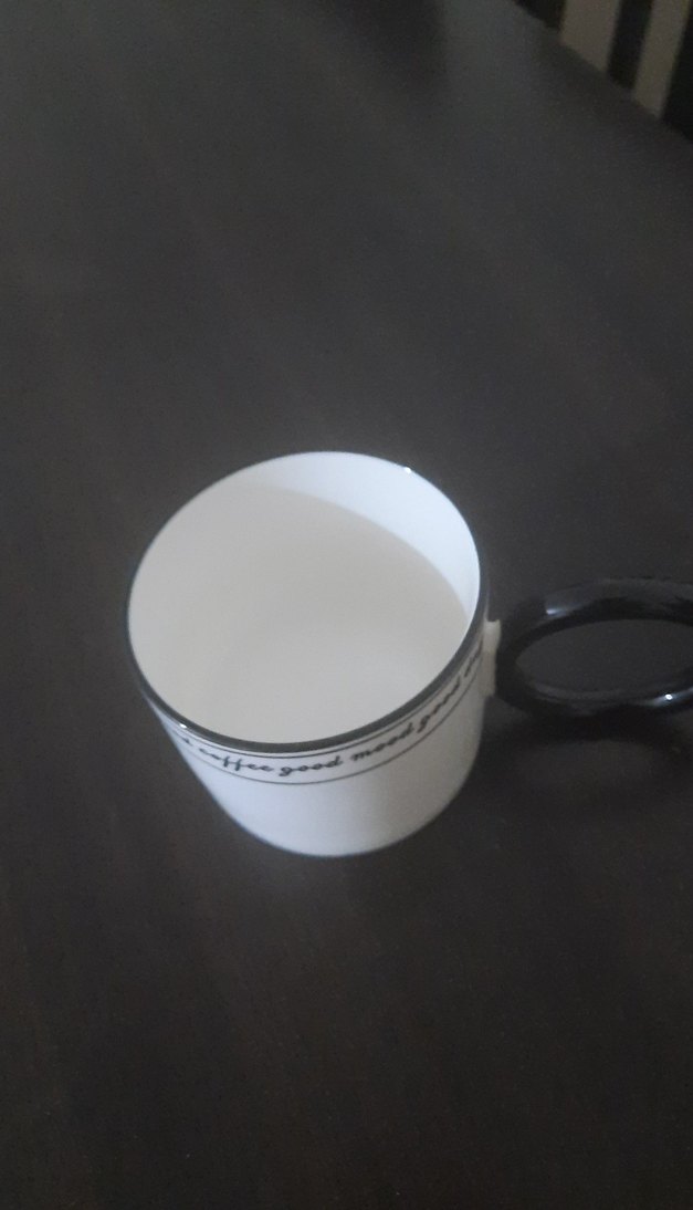 Beyaz Kulplu Gri Yazılı Seramik Kupa - Görsel 3