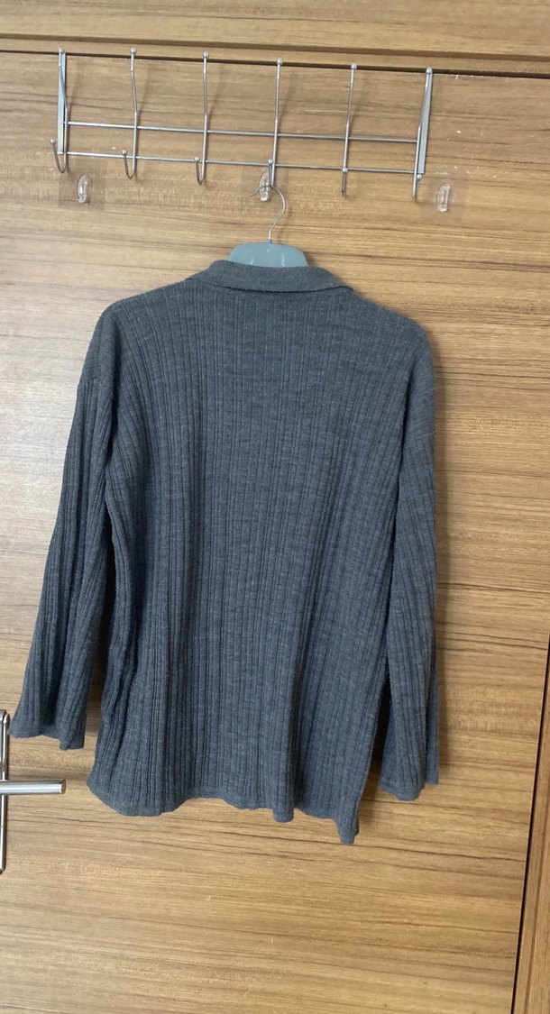 Düğmeli Gri Keten Kadın Hırka - Görsel 2