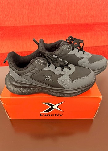 Kinetix Gri Erkek Spor ve Günlük Ayakkabı - Görsel 2