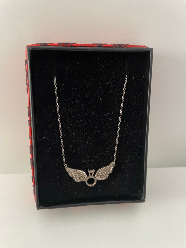 Gümüş Kanat Figürlü Zincir Detaylı Mini Kolye - Görsel 2