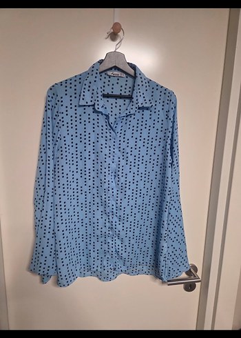 Düğmeli Uzun Kollu Mavi Gömlek - Görsel 2