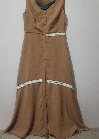 Bej Uzun Düğmeli V Yaka Kadın Elbise - Görsel 2