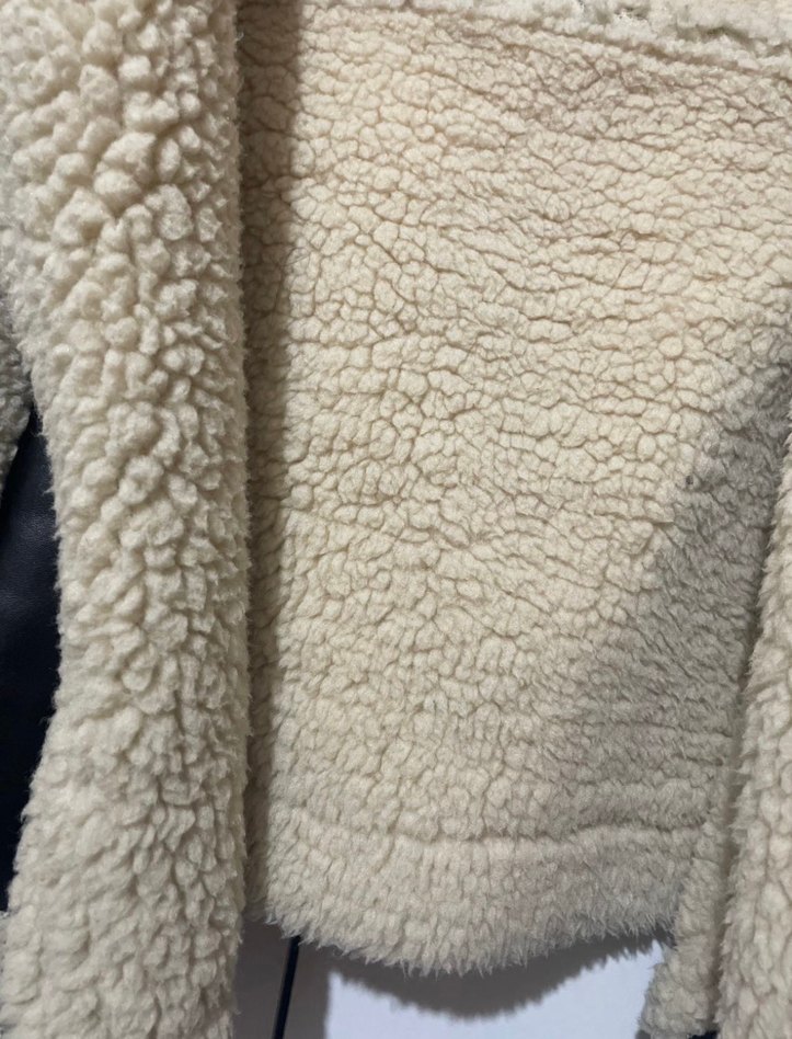 Kürklü Kısa Siyah Deri Kadın Ceket - Görsel 4