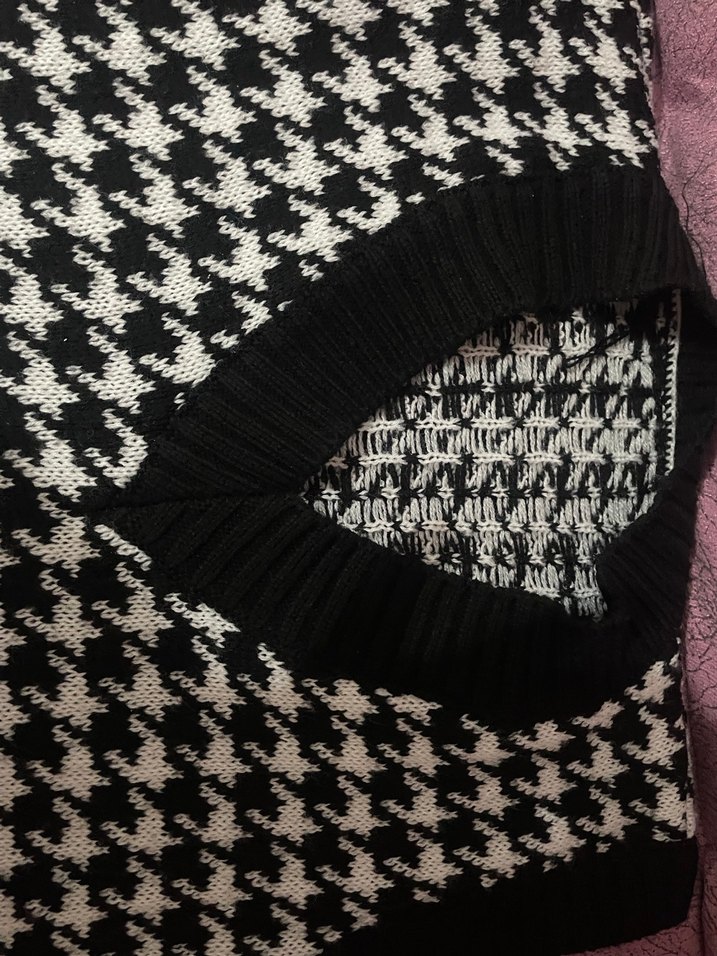 Kadın Siyah V Yaka Örgü Süveter - Görsel 4