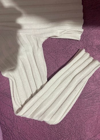 Beyaz Pilili Boğazlı Kolsuz Kadın Kazak - Görsel 4