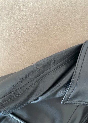 Bershka Düğmeli Siyah Deri Kadın Ceket - Görsel 4