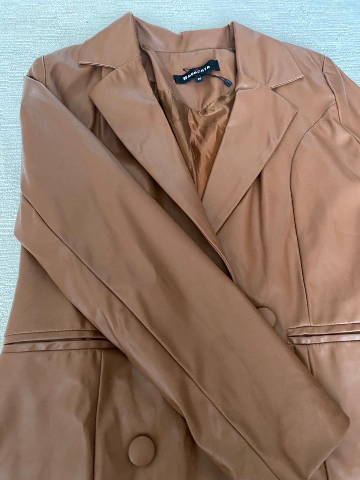 Düğmeli Kahverengi Kadın Deri Ceket - Görsel 3