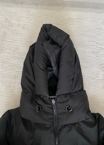 Kadın Siyah Kapüşonlu Kış Montu - Görsel 4