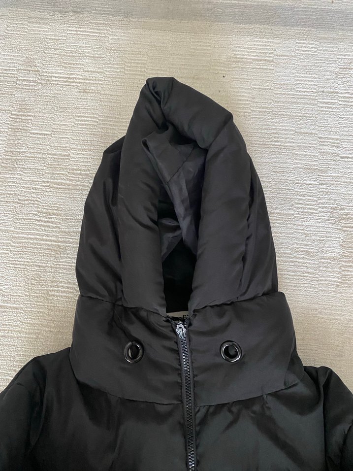 Kadın Siyah Kapüşonlu Kış Montu - Görsel 4