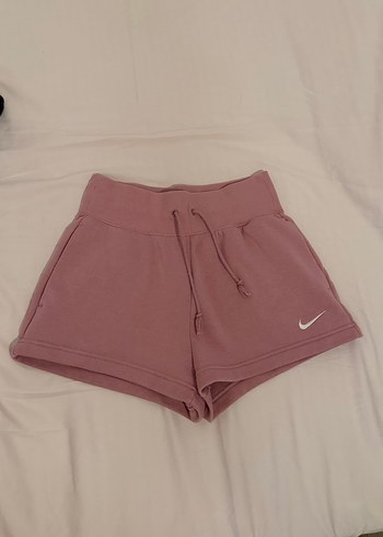 Nike Pembe Sort