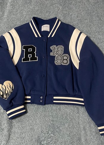 Düğmeli Mavi Ceket - Görsel 2