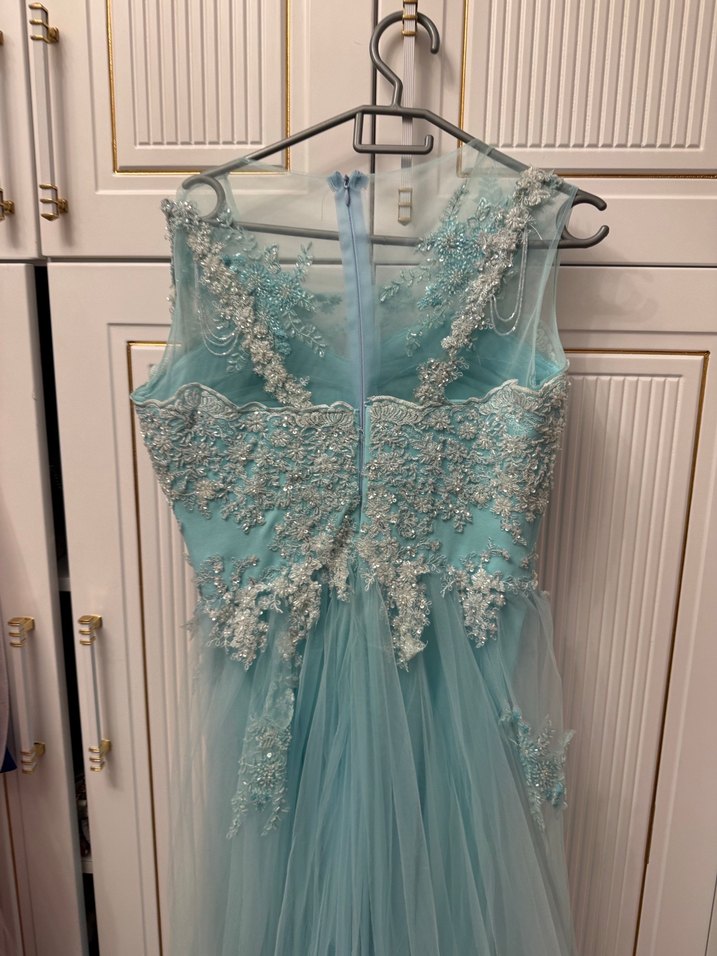 Turkuaz Nakışlı Uzun Dantelli Straplez Abiye - Görsel 5