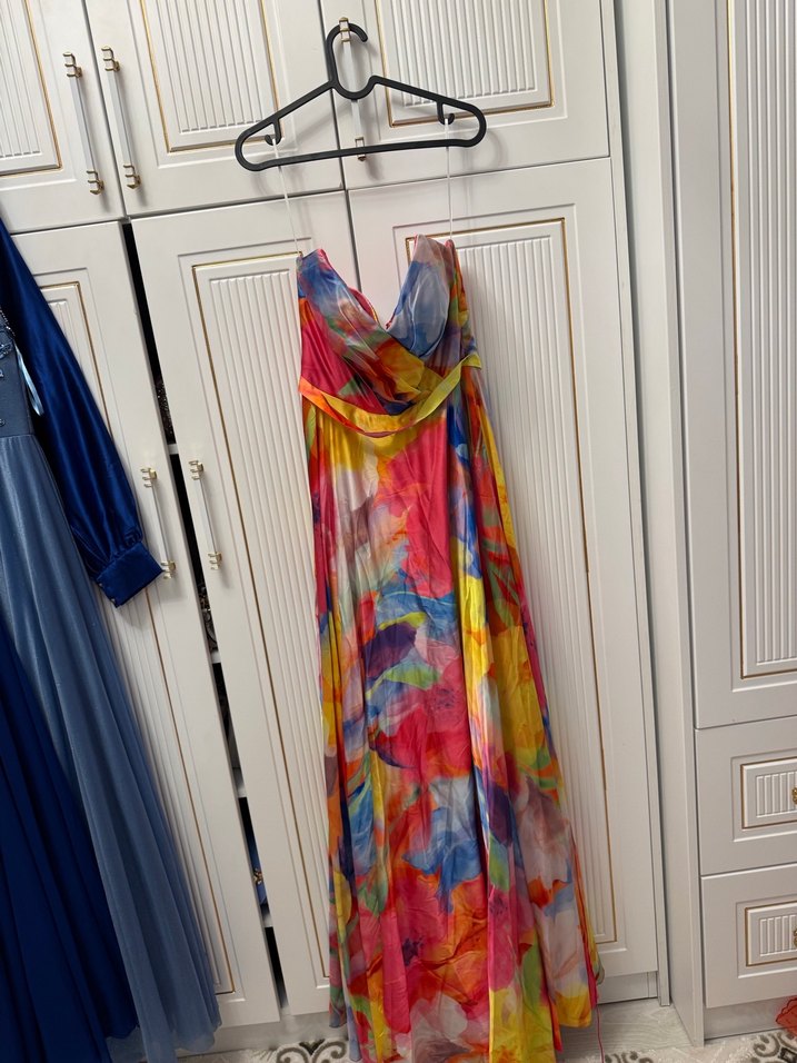 Çok Renkli Uzun Elbise - Görsel 2