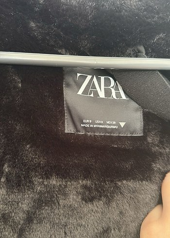 Zara Siyah Deri Kadin Kislik Ceket