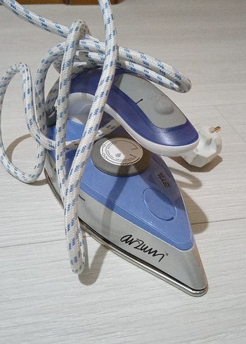 Mavi ve Gri Arzum küçük boy buharlı ütü - Görsel 3