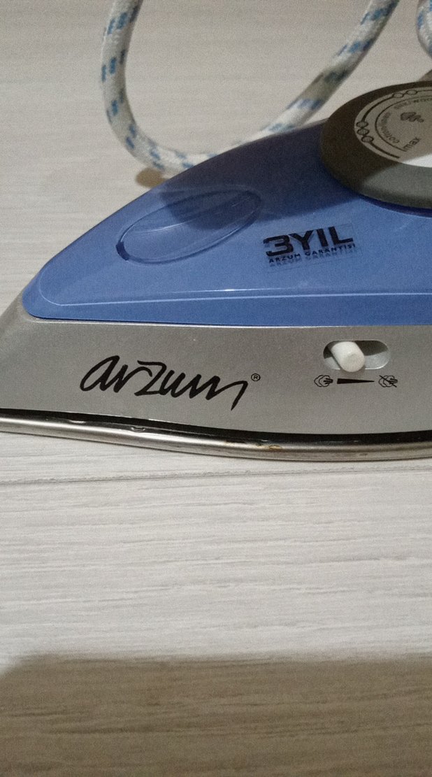 Mavi ve Gri Arzum küçük boy buharlı ütü - Görsel 2