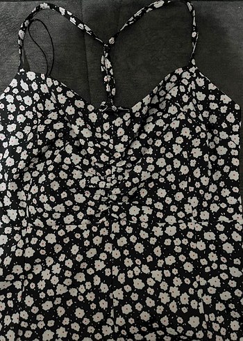 Çiçek Desenli Siyah Midi Elbise - Görsel 3