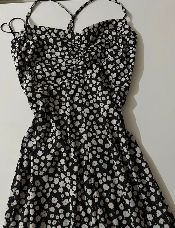 Çiçek Desenli Siyah Midi Elbise - Görsel 2