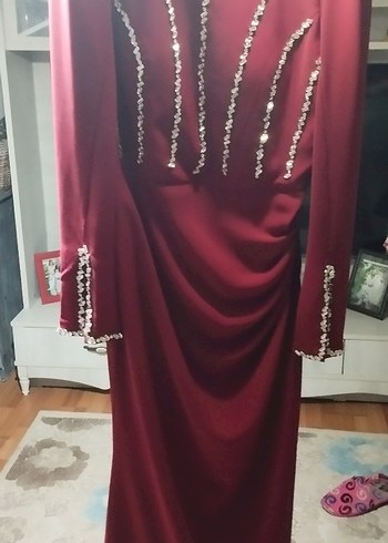 Bordo İşlemeli Uzun Kollu Abiye Elbise - Görsel 3