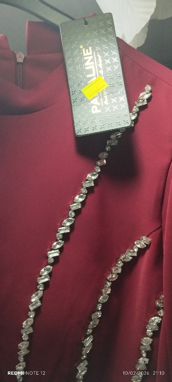 Uzun Kollu Bordo İşlemeli Abiye Elbise - Görsel 2