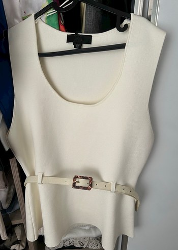 Zara kemerli bluz - Görsel 3