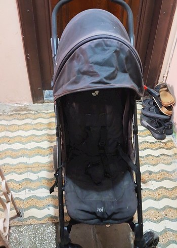 Siyah Bebek Arabası - Görsel 2